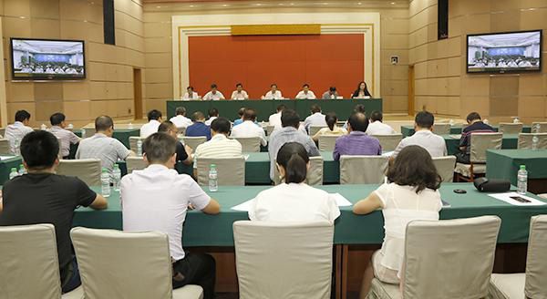 8.26名優(yōu)交易會現(xiàn)場 改 8.26名優(yōu)交易會現(xiàn)場 改