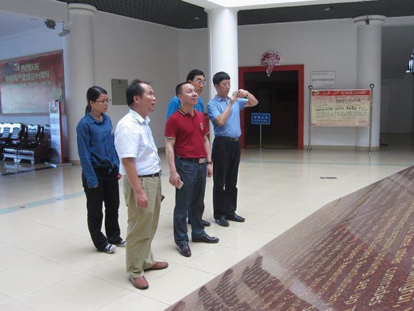 參觀龍州起義紀(jì)念館