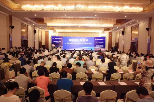 全國(guó)農(nóng)產(chǎn)品加工業(yè)品牌創(chuàng)建宣傳周暨廣西農(nóng)產(chǎn)品加工業(yè)品牌推介會(huì)在桂林市舉行